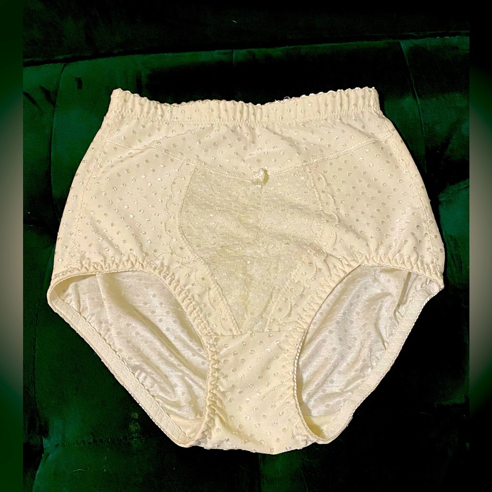 ✨ VTG High Rise Lacey Lingerie Bloomers Coquette Panties Underwear Dead Stock